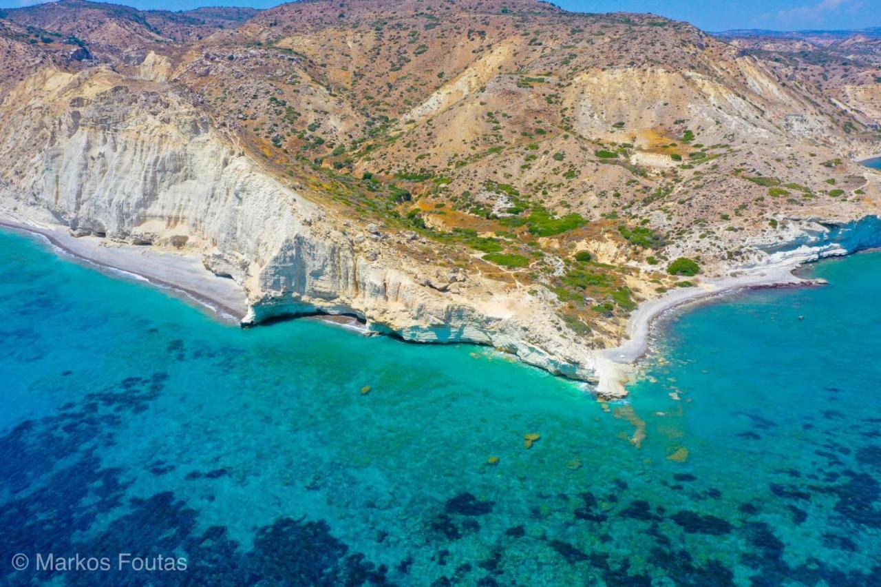 Yialos Apartments Pissouri Exteriör bild
